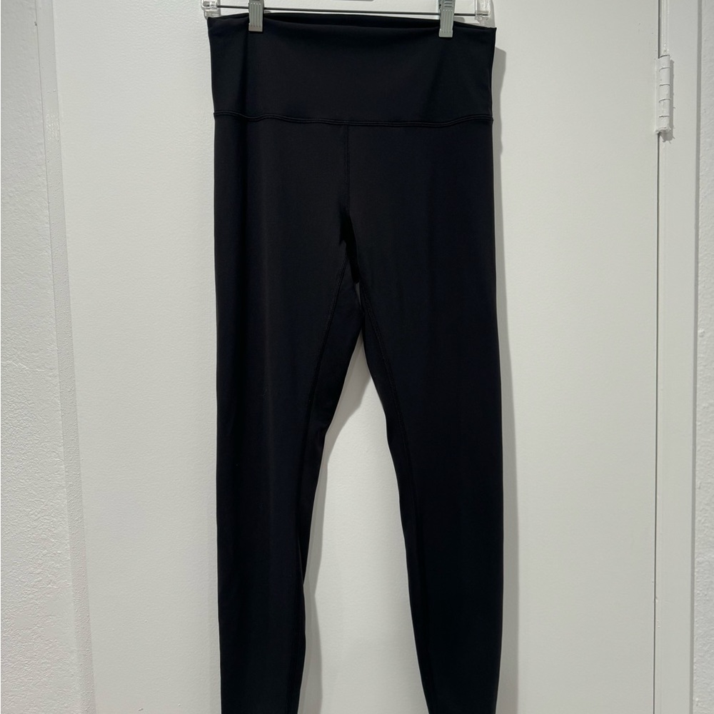 Lululemon Black Wunder Train Size 10 28” Length